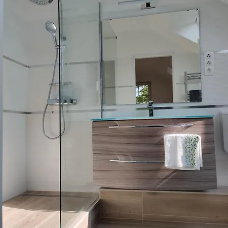 Dali Apartman *